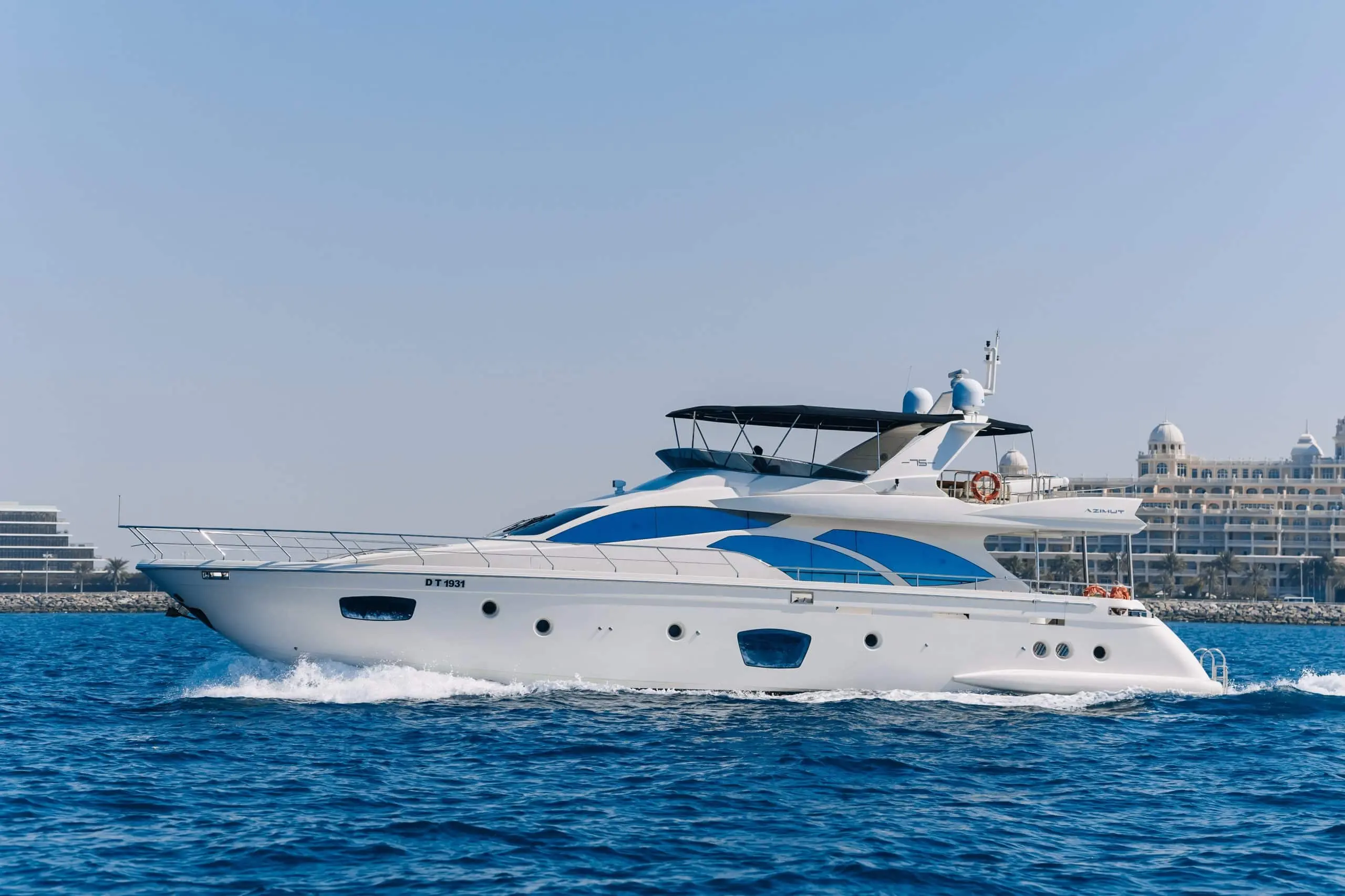 Azimut 79 yacht in Dubai