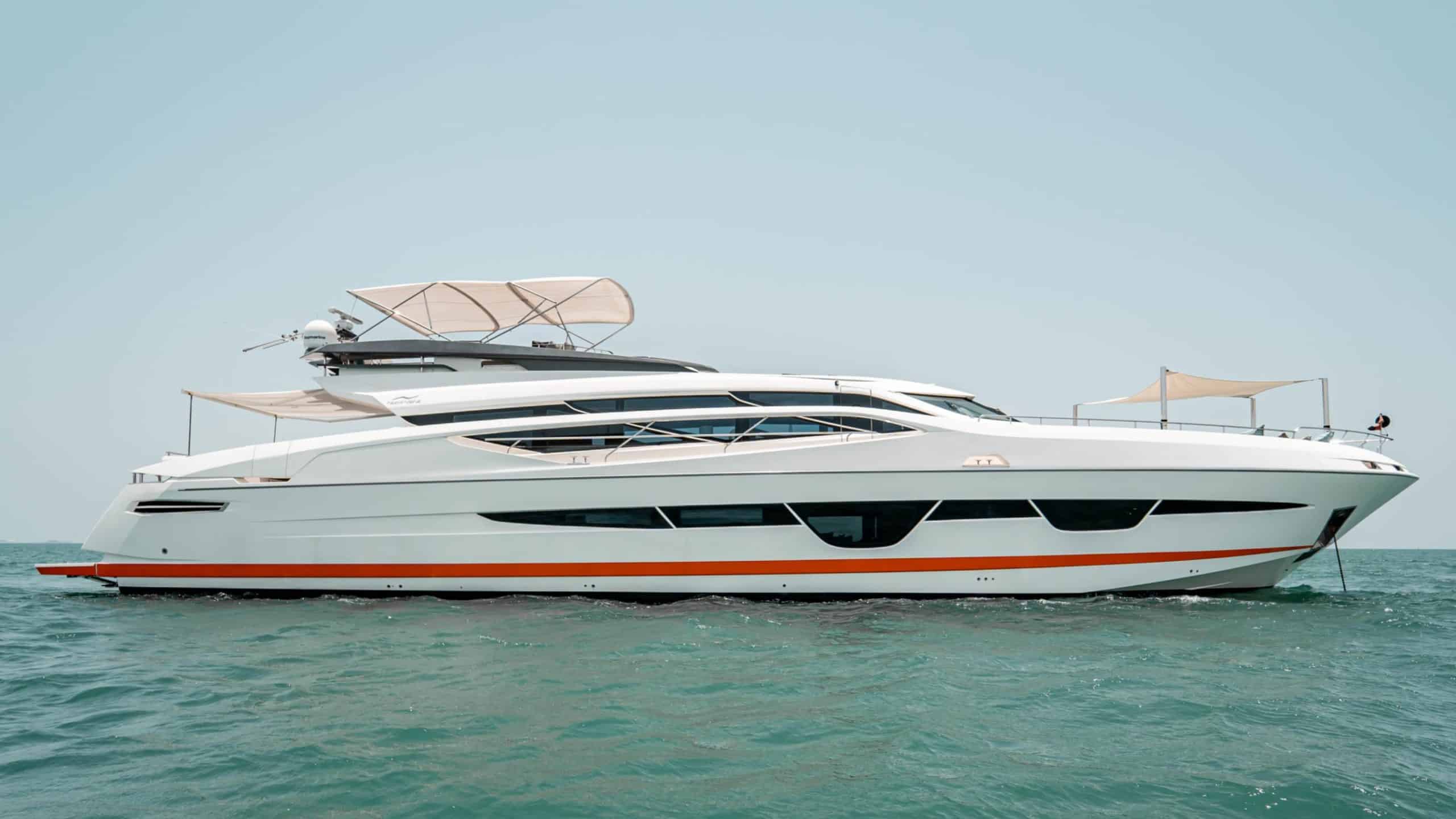 Dolce Vita yacht in Dubai