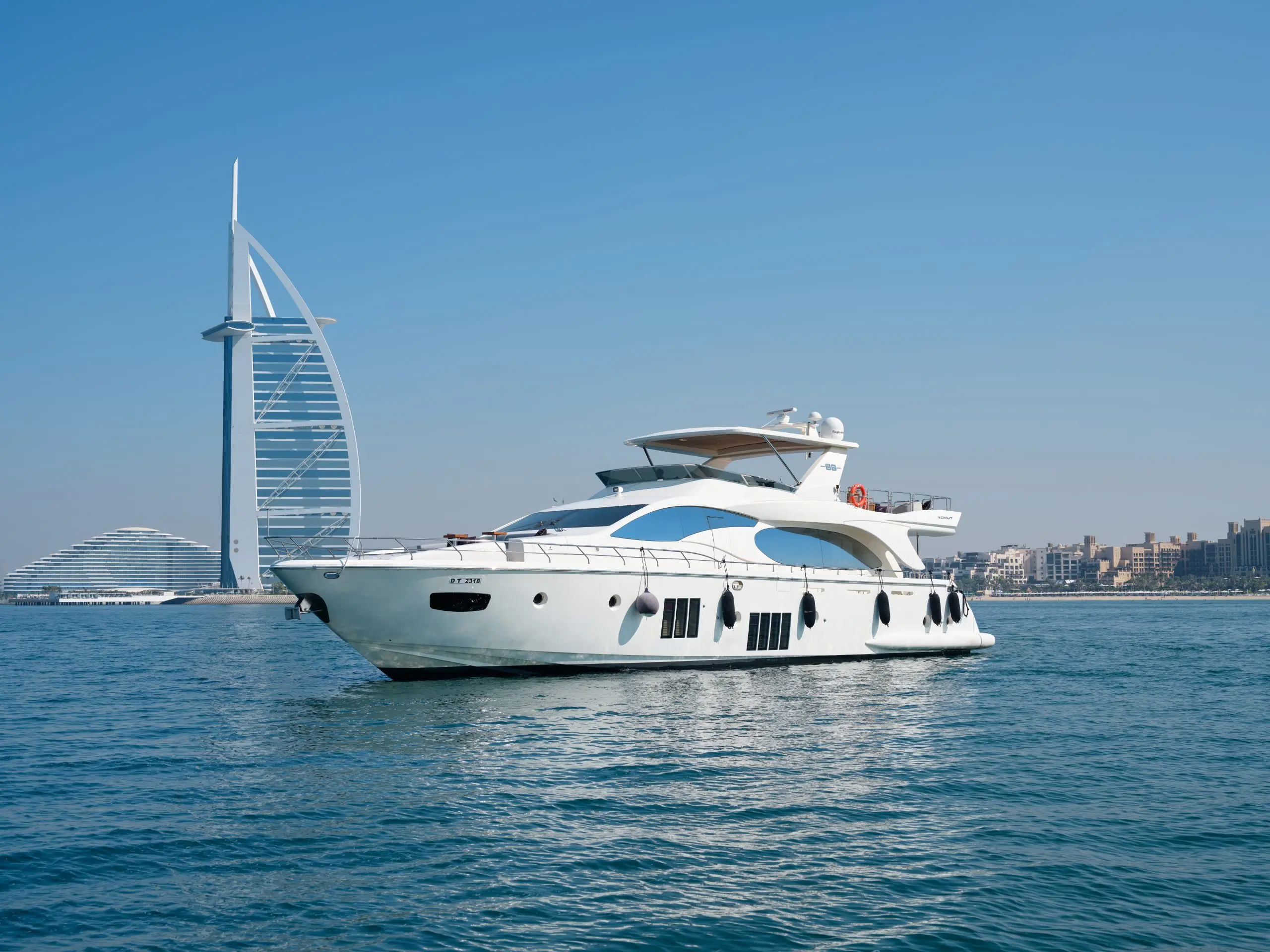 Azimut 88 yacht in Dubai